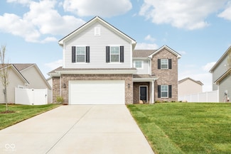 1554 N Clearwater Dr, Greenfield, IN 46140