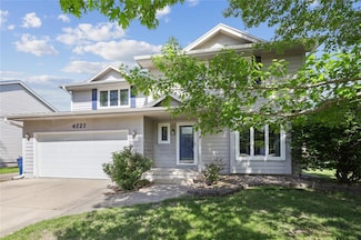 4727 80th Place, Urbandale, IA 50322