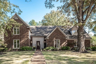 994 Rolling Oaks Ln, Collierville, TN 38017