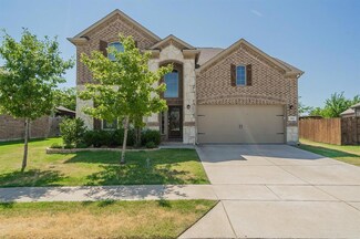 304 Chamberlain Dr, Fate, TX 75189