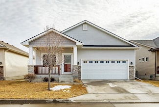 5643 Woodreed Ln, Johnston, IA 50131
