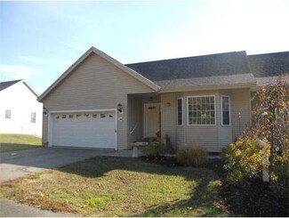 142 Hall Rd Unit 142, Fremont, NH 03044