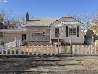327 N Main St, Condon, OR 97823