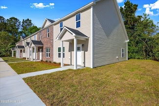 211 Lincoln Place Cir, Leland, NC 28451