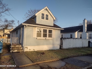75 Pine View Ave, Keansburg, NJ 07734