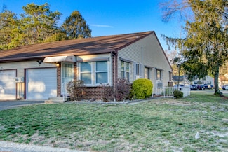 1 Stonybrook Rd Unit B, Whiting, NJ 08759