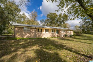 457 Avon Cir, Mount Olive, AL 35117