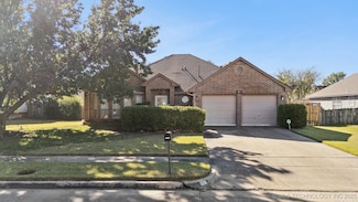 1211 W Edgewater Place, Broken Arrow, OK 74012