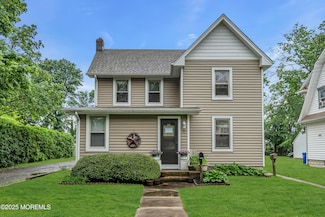 21 Seward Ave, Toms River, NJ 08753