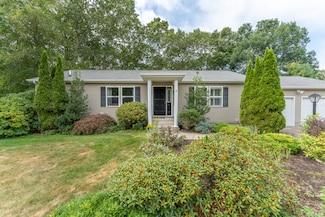 5 Mountain Laurel Ridge, Uncasville, CT 06382