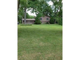 1271 1271 Ingerson Rd, Arden Hills, MN 55112