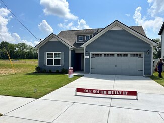 79 Stonehenge Ln, Manchester, TN 37355