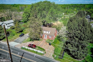 760 Village Rd W, Princeton Junction, NJ 08550