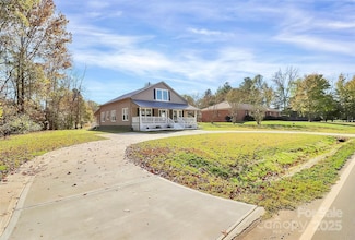 12300 Caldwell Rd, Charlotte, NC 28213