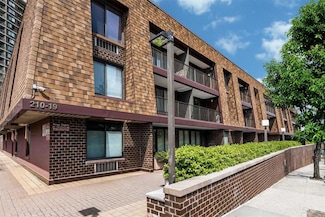 210-19 26th Ave Unit 3F, Bayside, NY 11360