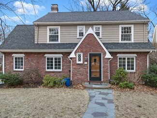 61 Alban Rd, Waban, MA 02468