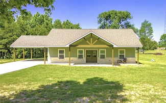 180 Carlisle Cemetery Rd, Trinity, TX 75862