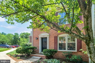212 Ellsworth St, Alexandria, VA 22314