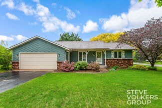7385 Sunview Dr SE, Grand Rapids, MI 49548