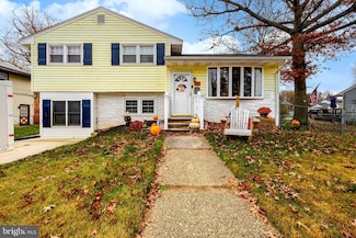 20 Cherry Ln, West Deptford, NJ 08096