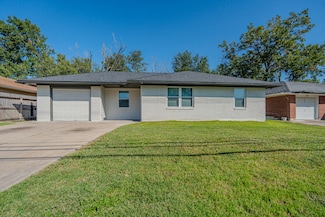 2127 Strawberry Rd, Pasadena, TX 77502