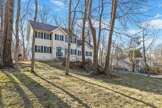 30 Oak Ridge Rd, Holden, MA 01520