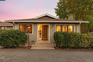 45 Island Ct Unit 45 of duplex, Walnut Creek, CA 94595