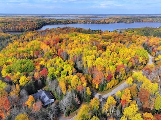 7665 Buck Ridge Dr, Eagle River, WI 54521