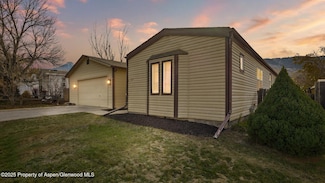 227 E Tamarack Cir, Parachute, CO 81635