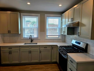 348 Saw Mill River Rd Unit 3 - 3 floor unit, Yonkers, NY 10701