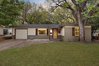 1513 Ravenwood Dr, Arlington, TX 76013