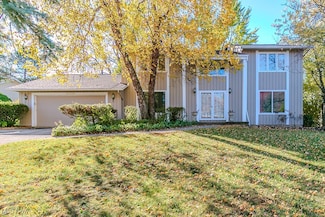 23780 Halburton Rd, Beachwood, OH 44122