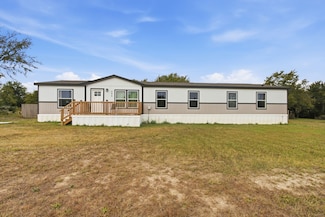 308 Largo St, Bonham, TX 75418