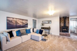 23 E Adams St, Three Forks, MT 59752