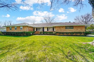5742 Daphne Ln, Dayton, OH 45415