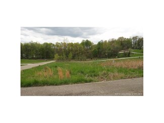 8811 W Rogers Ln, Eckerty, IN 47116