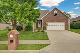 713 River Rock Ct, Nixa, MO 65714