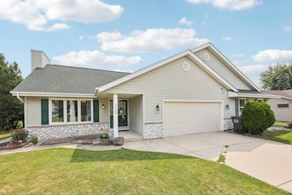7170 S Countryside Dr, Franklin, WI 53132