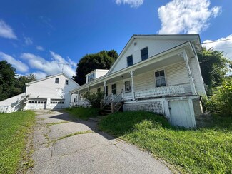 151 S Alpine St, Oakland, ME 04963