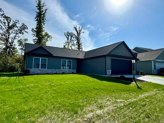 1755 Muruntau Grove, Fort Wayne, IN 46845