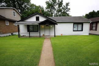 5444 Janet Ave, Saint Louis, MO 63136