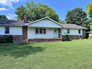 1003 E 10th St, Mountain Grove, MO 65711