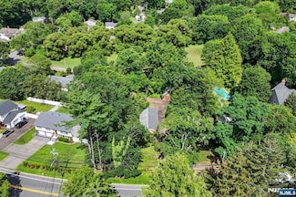 304 Piermont Rd, Closter, NJ 07624