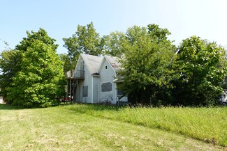 2312 Fletcher St, Anderson, IN 46016