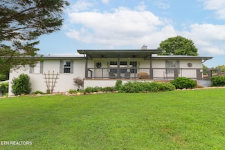 3135 Laurelwood Ln, Sevierville, TN 37862