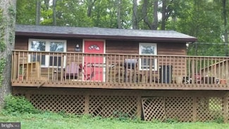 158 Luchase Rd, Linden, VA 22642