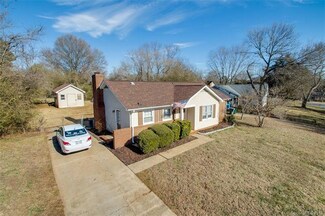 9413 Split Rail Ln, Charlotte, NC 28227