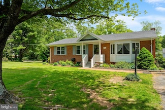 10001 Hopkins Ln, Nokesville, VA 20181