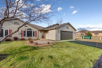 1312 25th Ave NW, Faribault, MN 55021