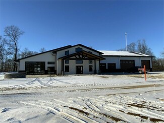 26452 215th Ave, Delhi, IA 52223